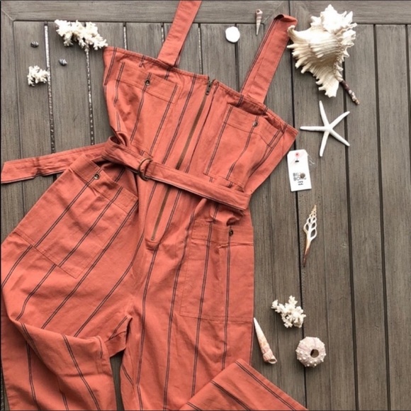 🌴🔆BILLABONG- LIGHT THE NIGHT JUMPSUIT 🔆🌴 - Picture 2 of 13